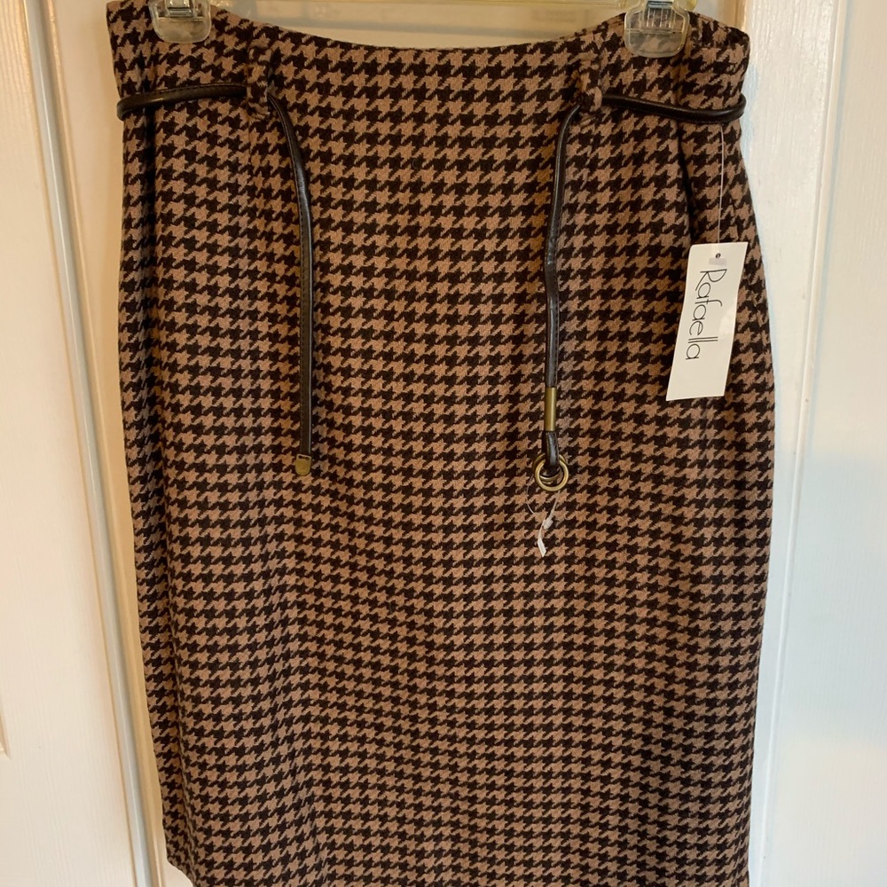 Brown and tan checkered skirt. New with tags.